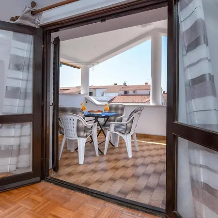 Apartment Blu 아파트