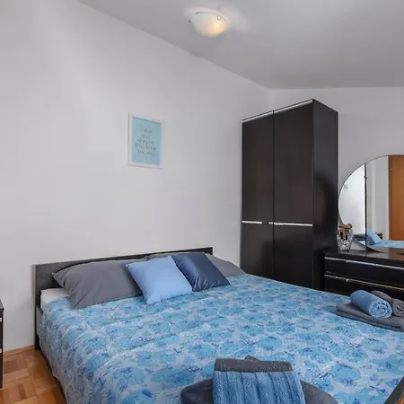 Apartment Best Blu Pula