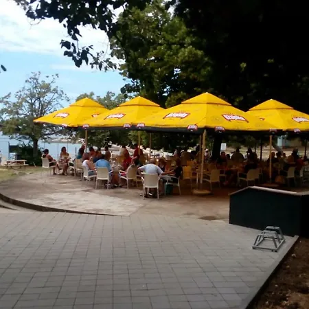 Apartment Blu 아파트 풀라