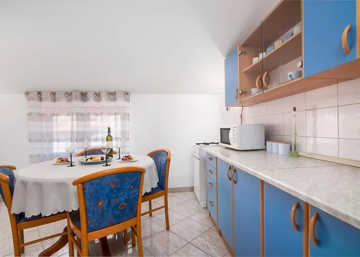 아파트 Apartment Blu 풀라