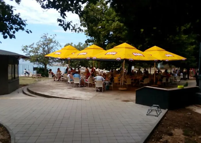 Apartment Blu 아파트 풀라